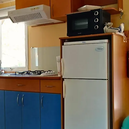 Mobil-home 4 Personnes *
