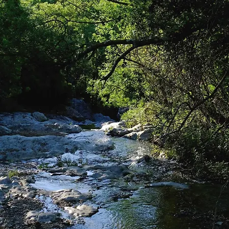 Mobil-home 4 Personnes *