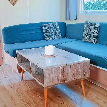 Mobil-home 4 Personnes *